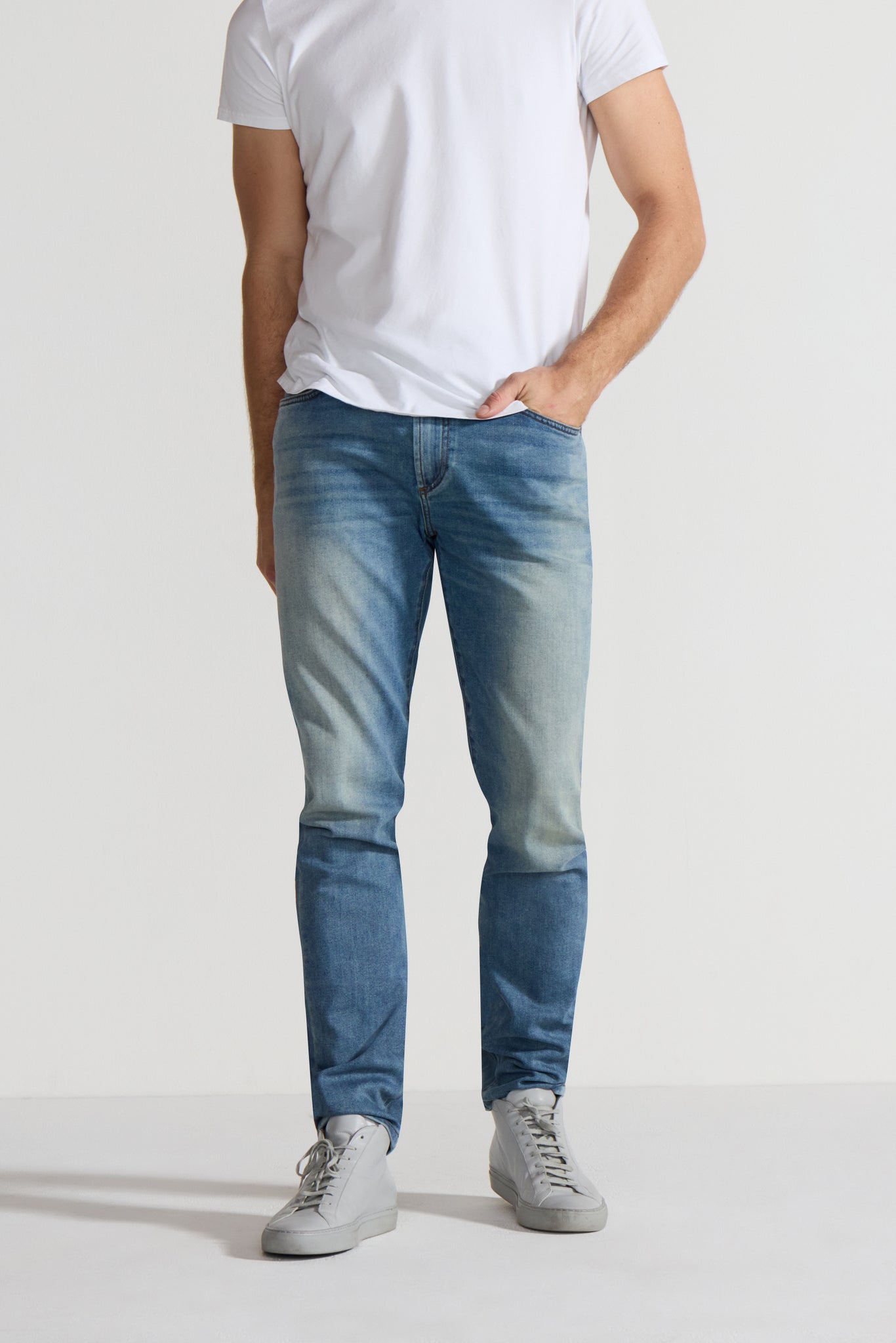 MONFRERE-brando-medium-indigo-1