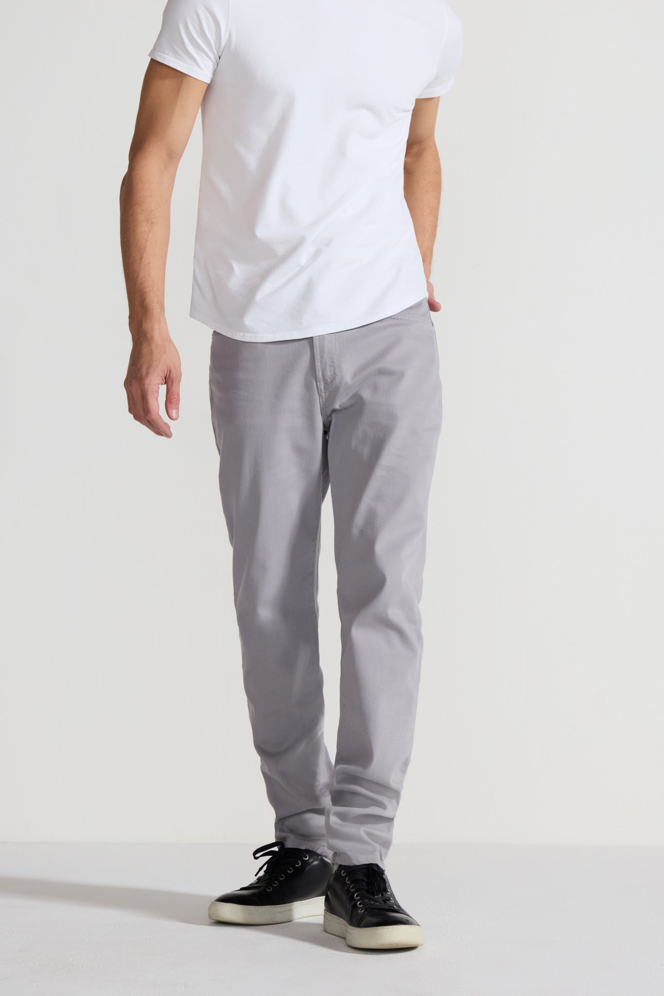 MONFRERE-brando-parisian-luxe-light-grey