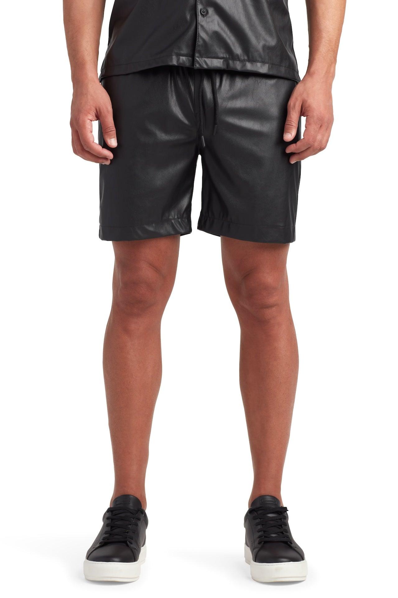 MONFRERE-bond-short-leather-noir